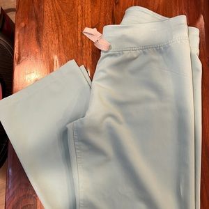 Women’s Figs pants